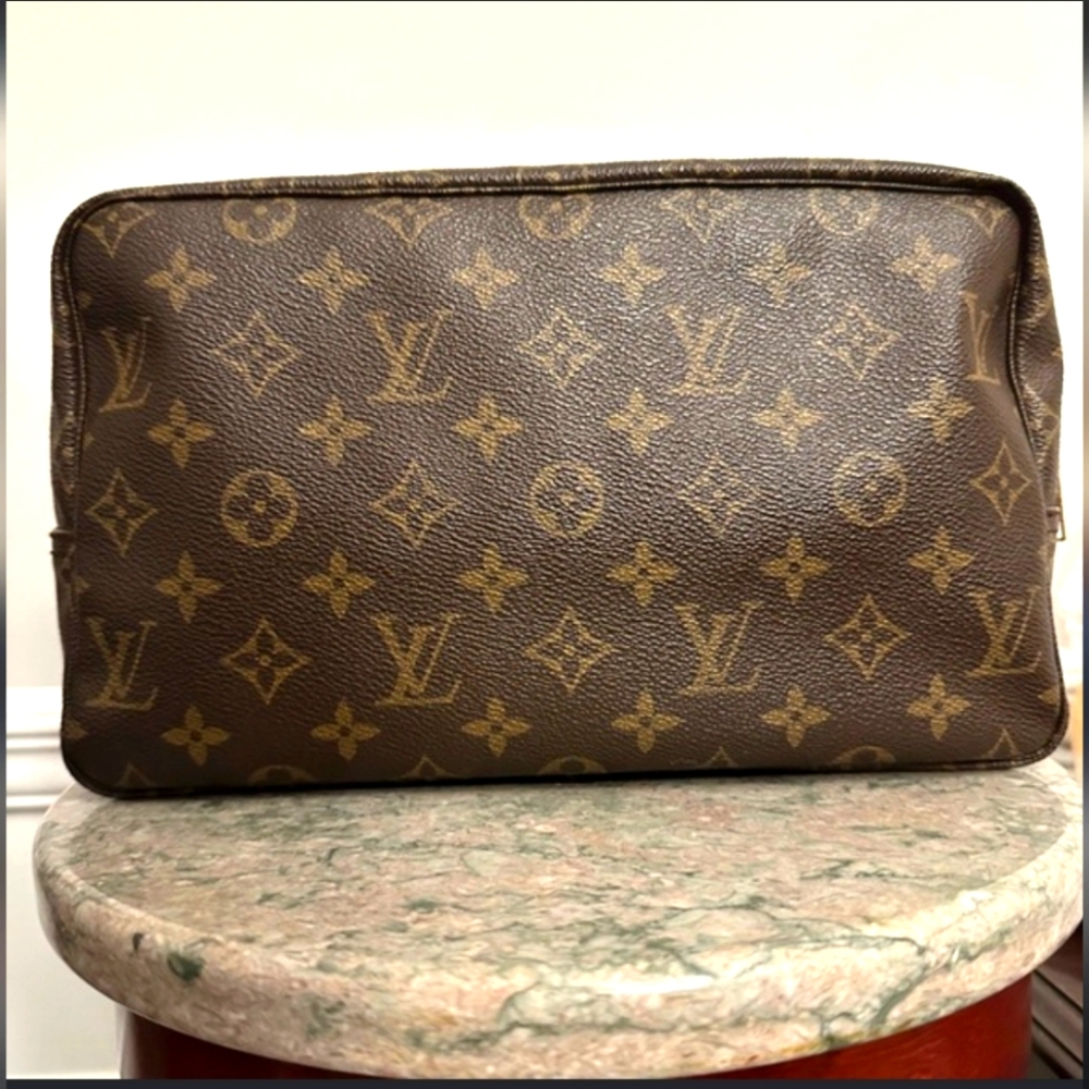 SOLD Louis Vuitton Monogram Vintage Makeup Pouch GM